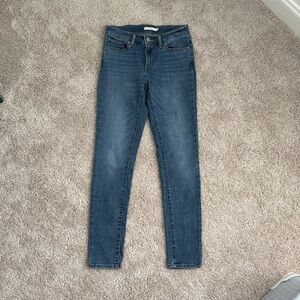 Levi skinny jeans